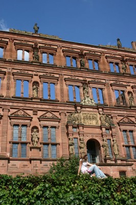 Heidelberger Schloß bei Tag, bei Nacht hab ich leider noch kein Bild :-)