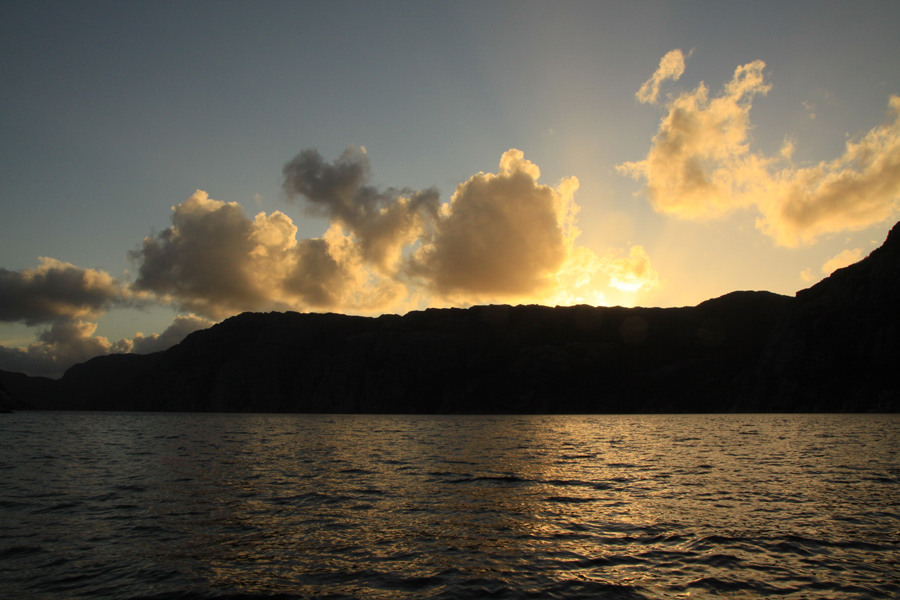 Sonnenuntergang über dem Lysefjord.
