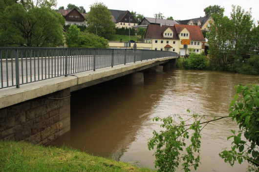Die Jagstbrücke in Jagstzell.