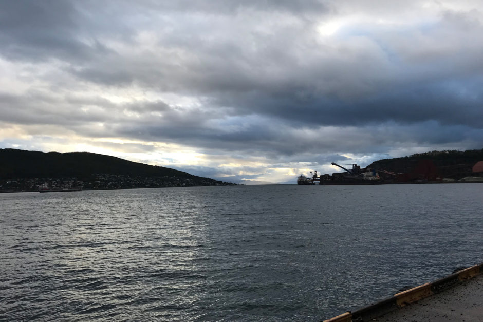 Am Hafen von Narvik hört dann fast die Welt auf.