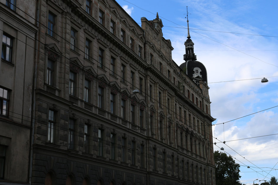 Häuser mit Fassaden wie dieser findet man unzählige in Riga.