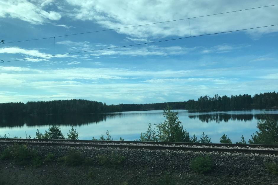 An der russisch-finnischen Grenzen fuhren wir an einigen größere Seen vorbei.