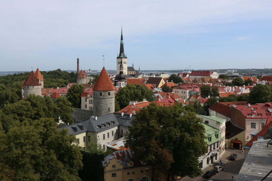 Egal wo man ein Foto macht, man hat in Tallinn immer mindestens drei Türme mit drauf.
