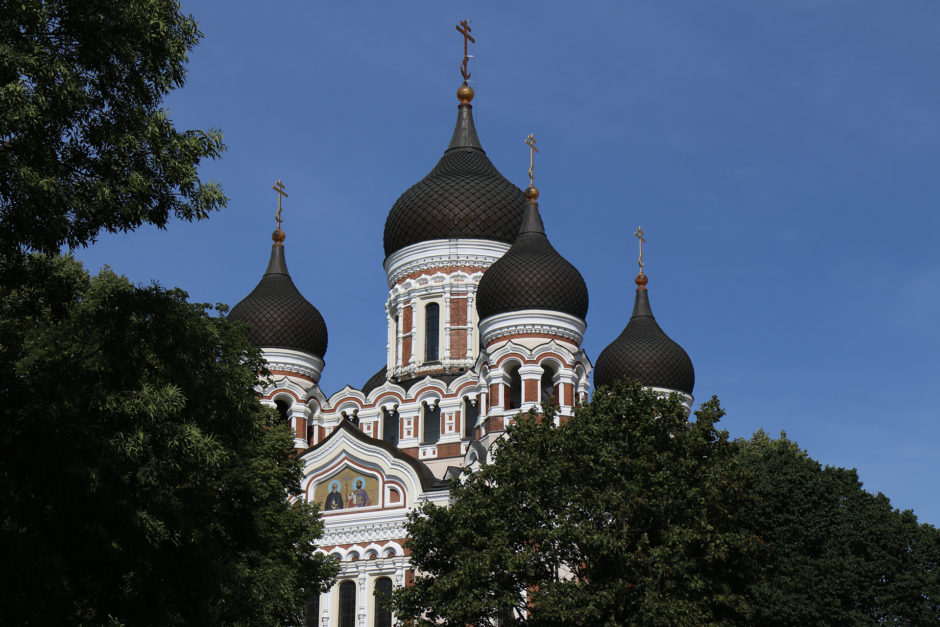 Schon von weitem sichtbar ist die orthodoxe Kathedrale.