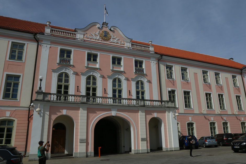 Der Parlamentspalast auf dem Domberg.